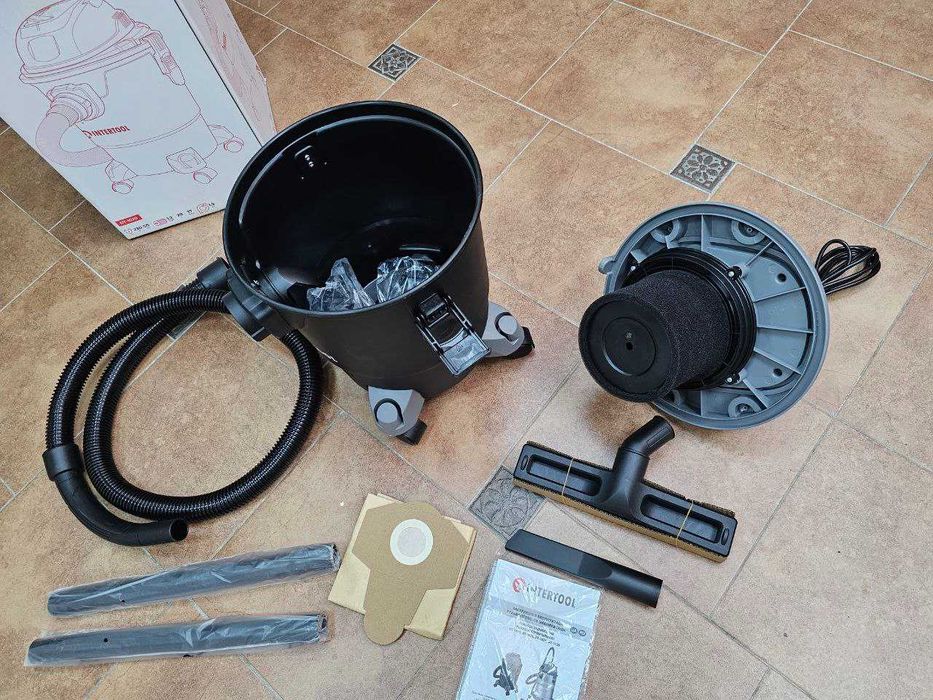 Якісний Будівельний Пилосос INTERTOOL  1.2 кВт, бак 20 л, Сухе/Вологе