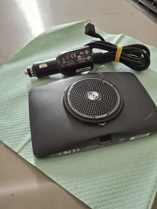 Навігатор tomtom