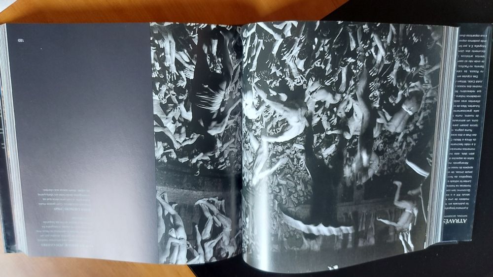 Através das Lentes Uma Janela para o Mundo