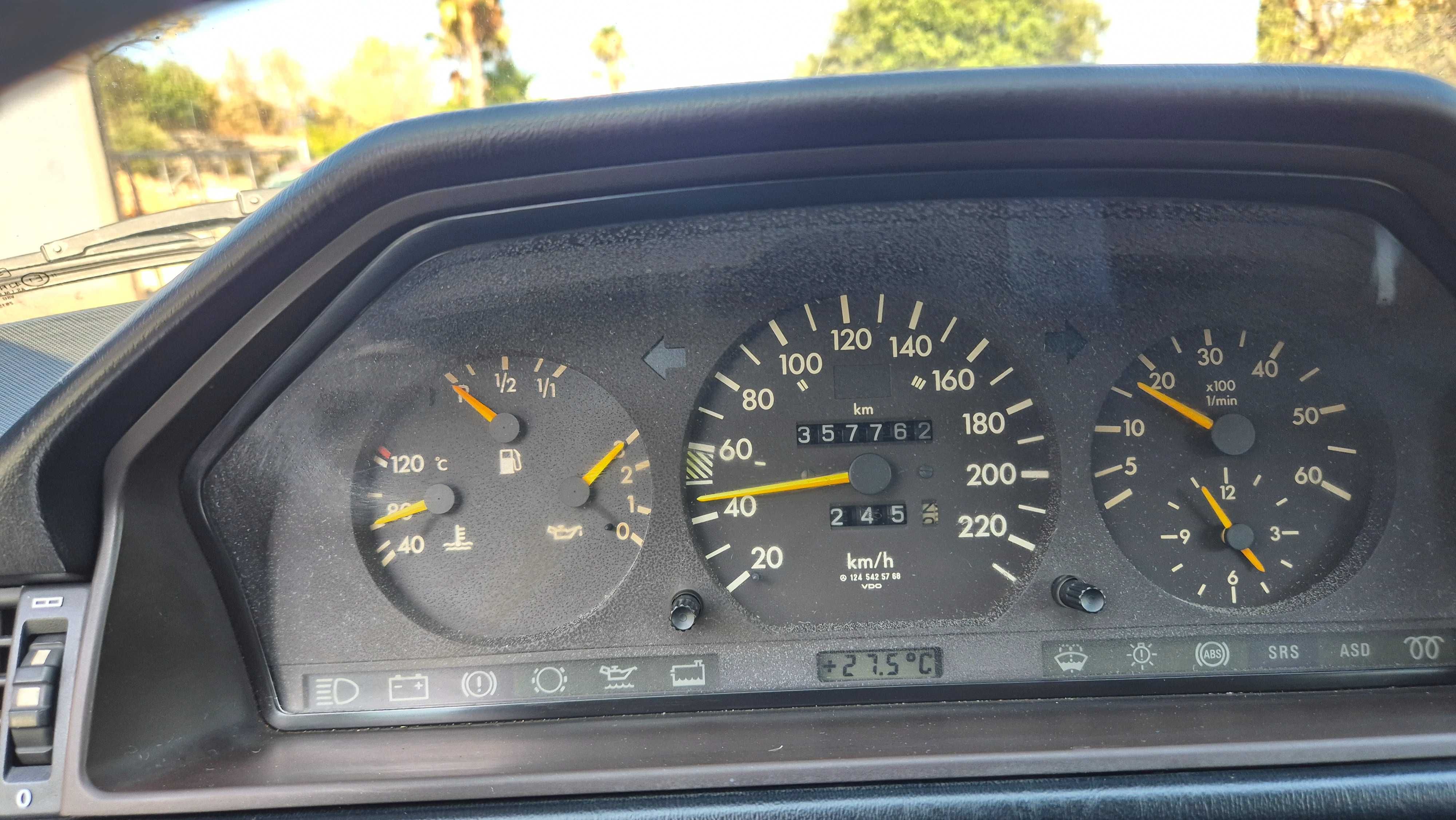 Mercedes 300D Turbo W124