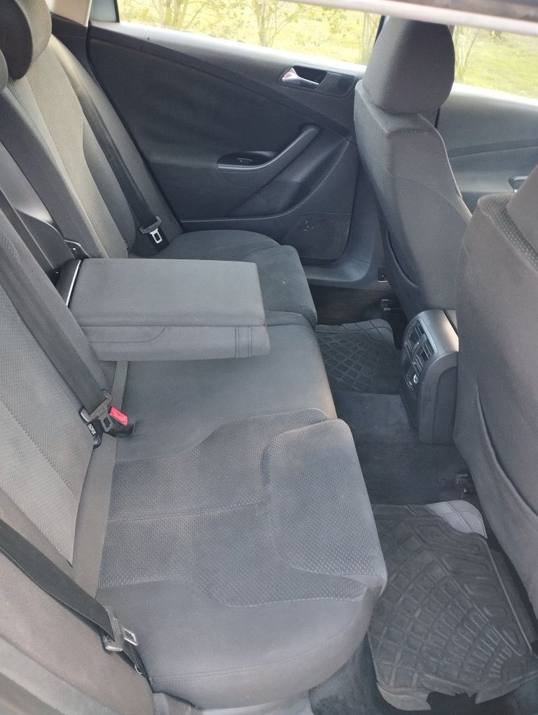 Volkswagen Passat B6 2006r 2.0 TDI 140km 6 biegow manual