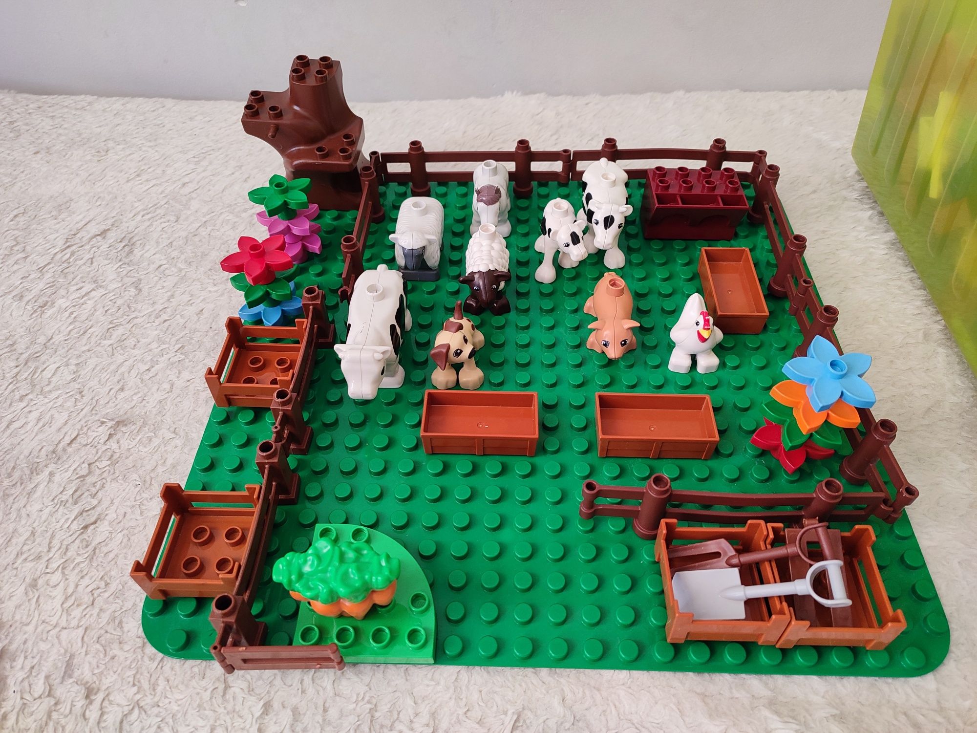 Zestaw LEGO duplo zwierzęta i autobus