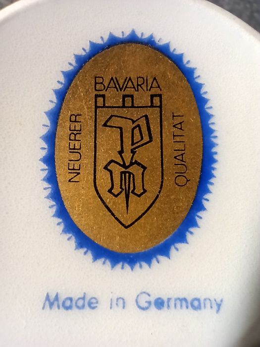 Porcelana Bawaria NEUERER QUALITAT Filiżanka do Mokka Kolekcjonerska