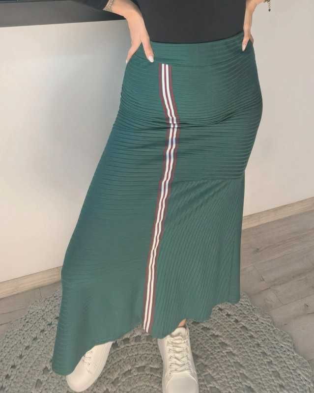 Rozkloszowana spódniczka maxi, A-line, Reserved, lampas, prążek,długa