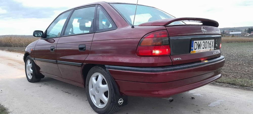 Opel Astra F 1.4 16v 1997 47tyś przebiegu