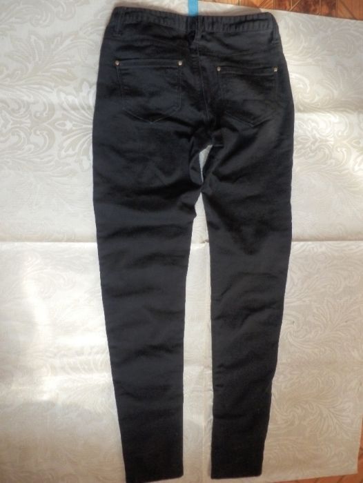 черные джинсы,размер 8,Испания