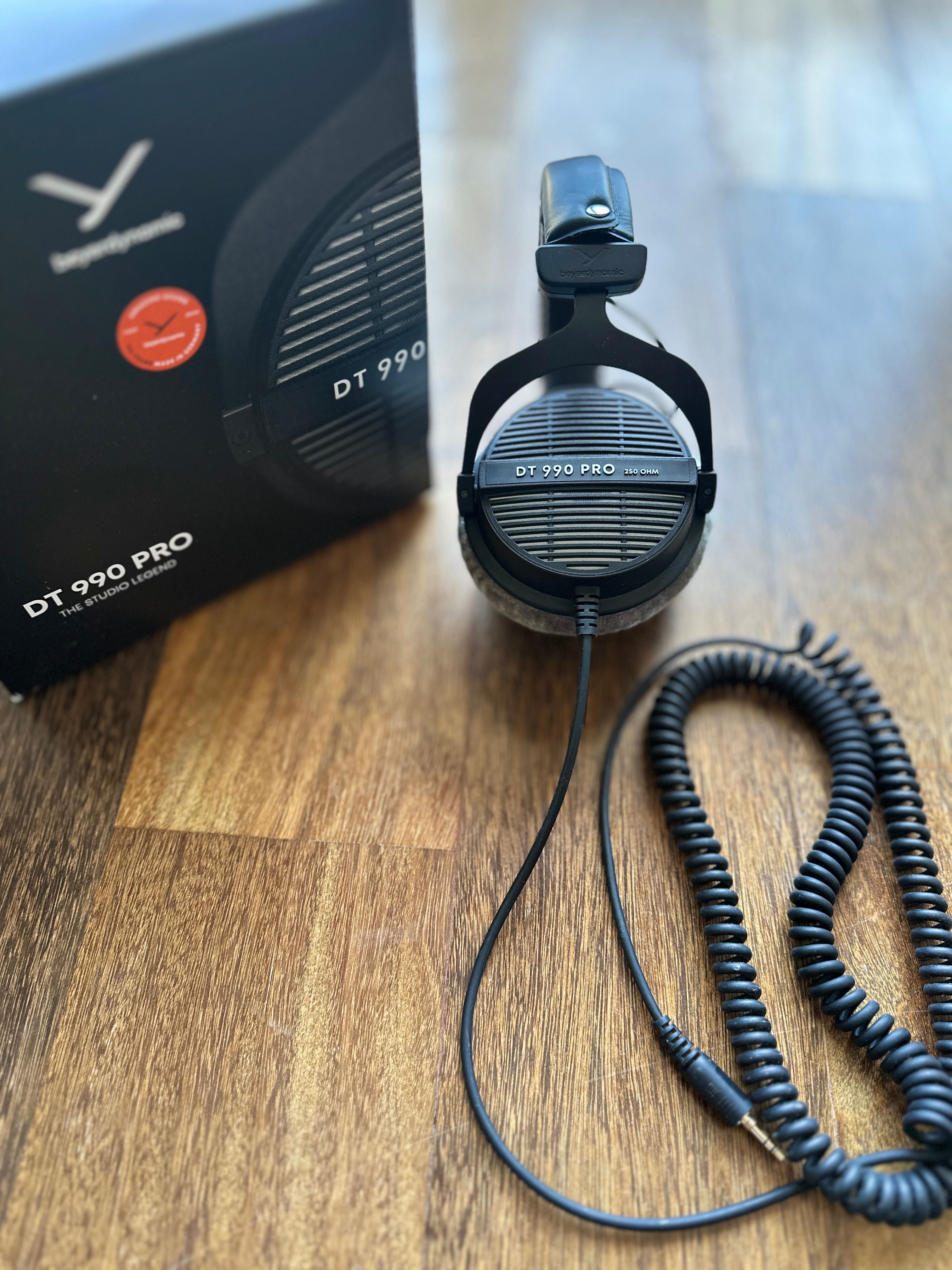 Auscultadores Beyerdynamic DT-990 Pro 250 Ohm