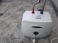 Podgrzewacz wody ARISTON 10L