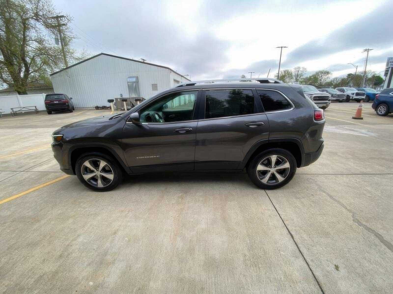 2019 Jeep Cherokee