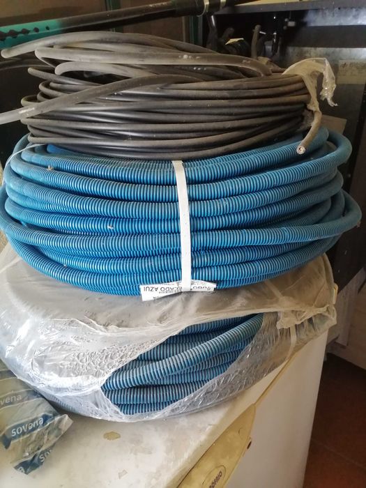 Rolos fio de electricidade