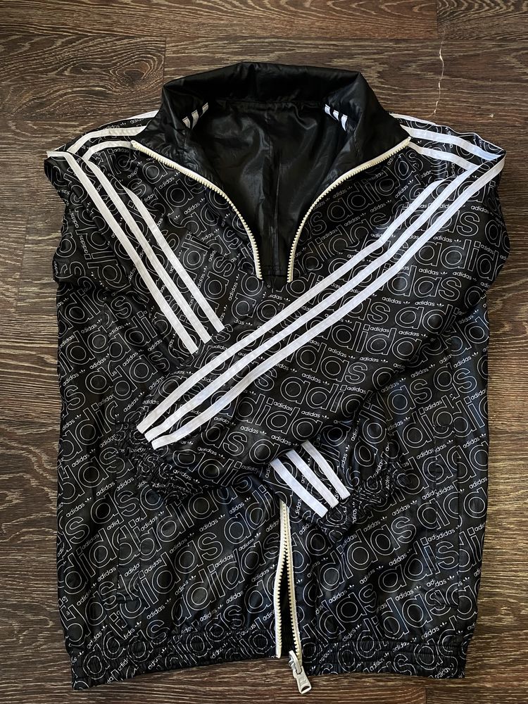 Ветровка Adidas