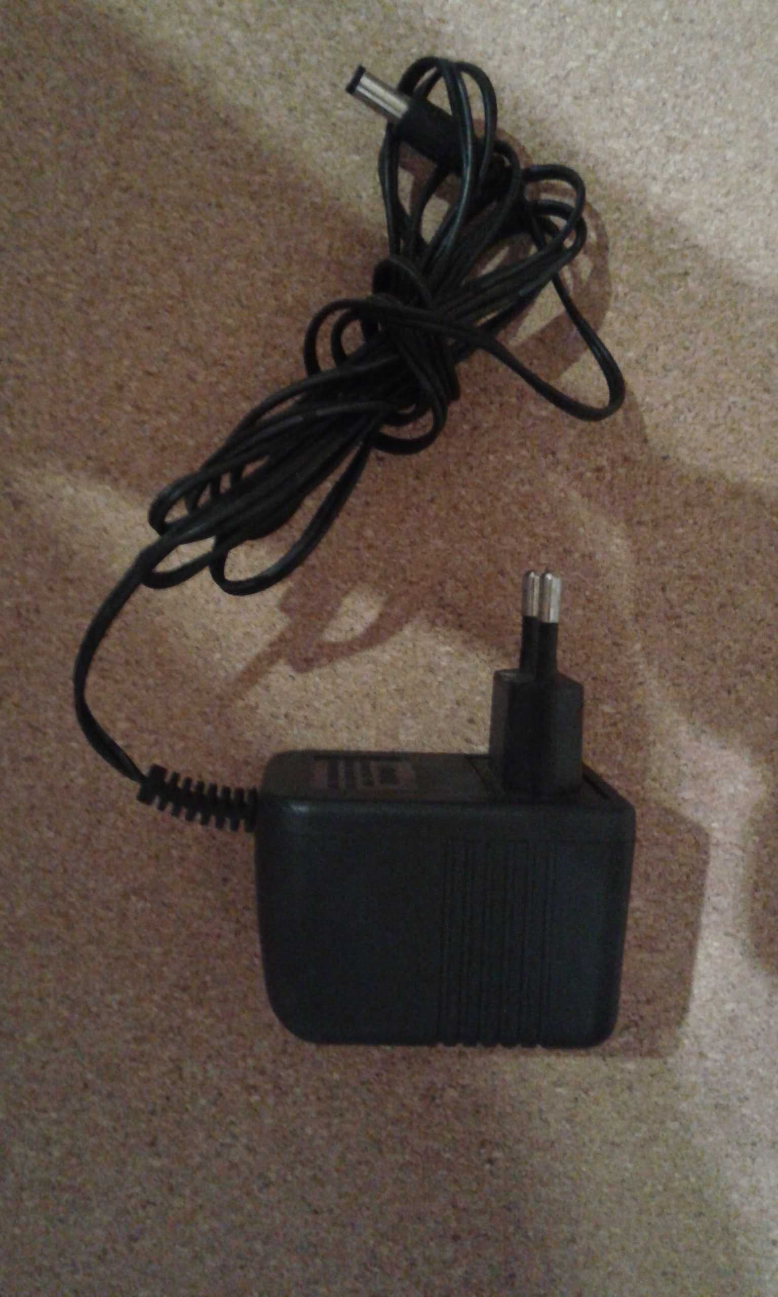 Adapter do podłączenia  wielu monitorów