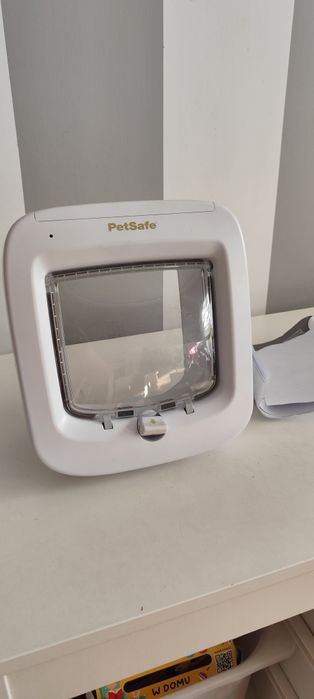 PetSafe Mikrochipowa Drzwiczki dla Kota, Łatwy Montaż, Białe