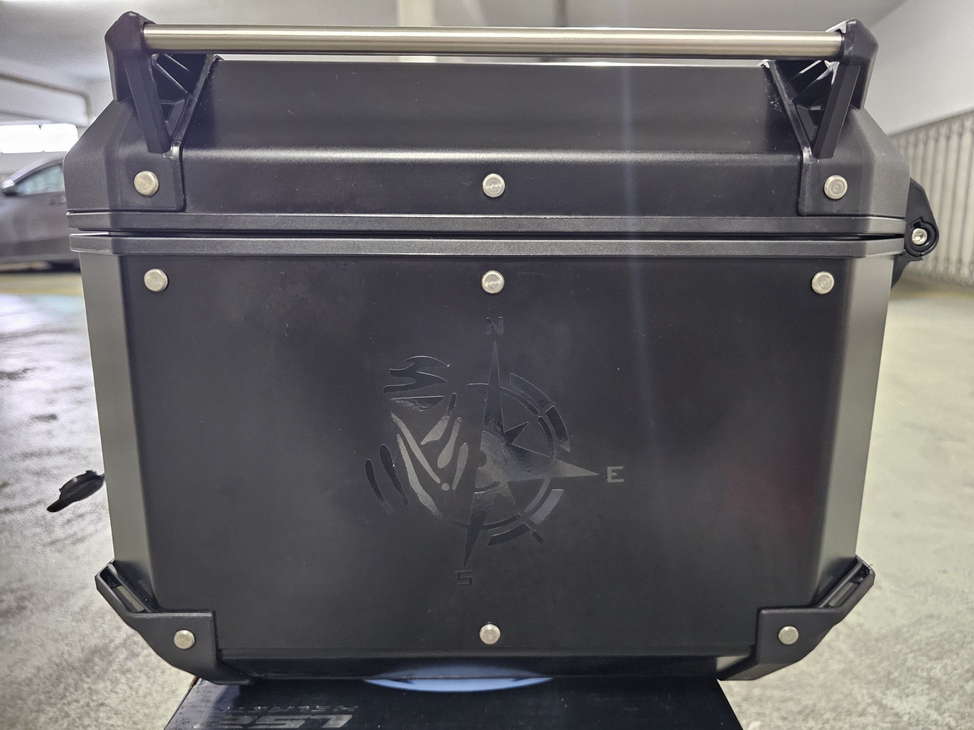 Top Case Givi Outback Evo Black 42lts + Acessorios