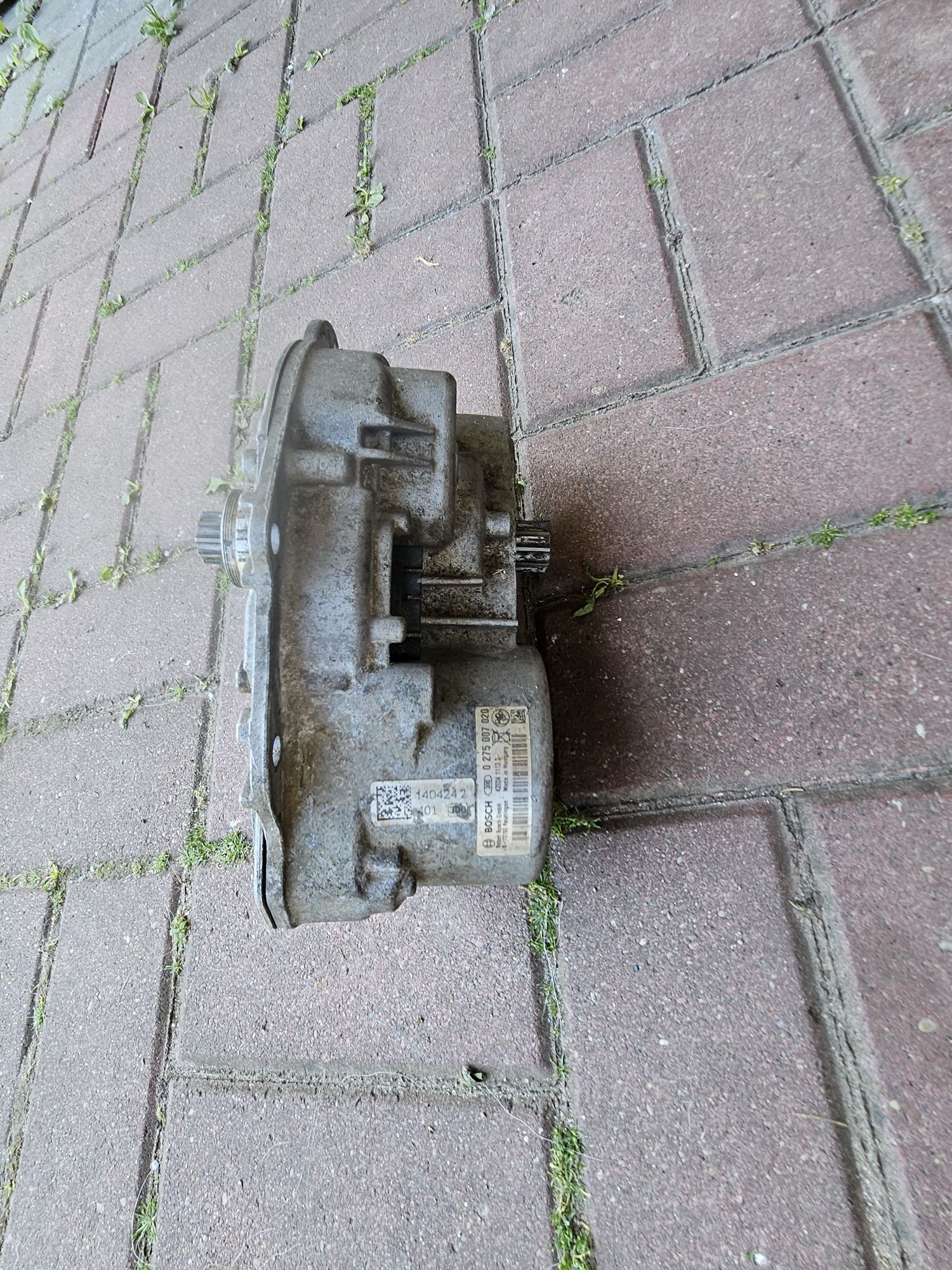 Bosch activ silnik