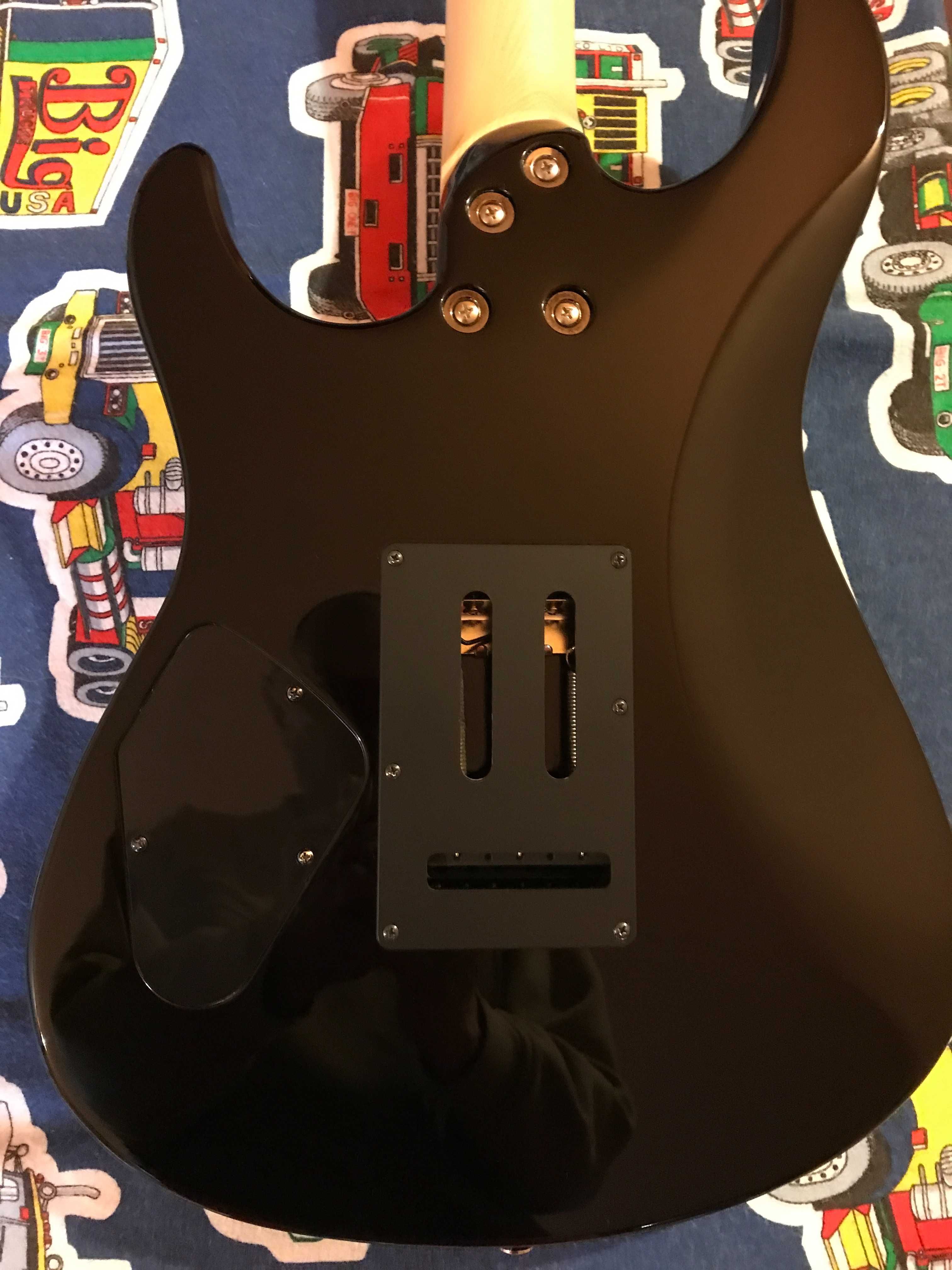 Gitara elektryczna Yamaha Standard Plus BLK MF