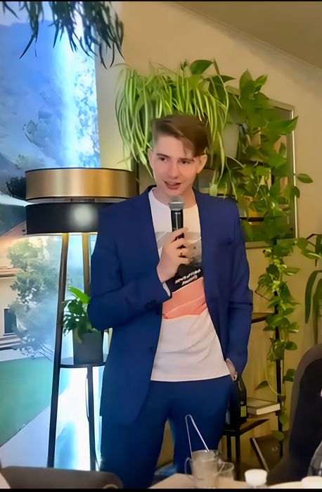 Ведучий Київ/ корпоратив/ Весілля / випускний/ тімбілдінг/ Ювілеї