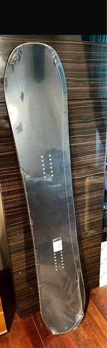 Prancha Jones Ultra MOUNTAIN TWIN 154