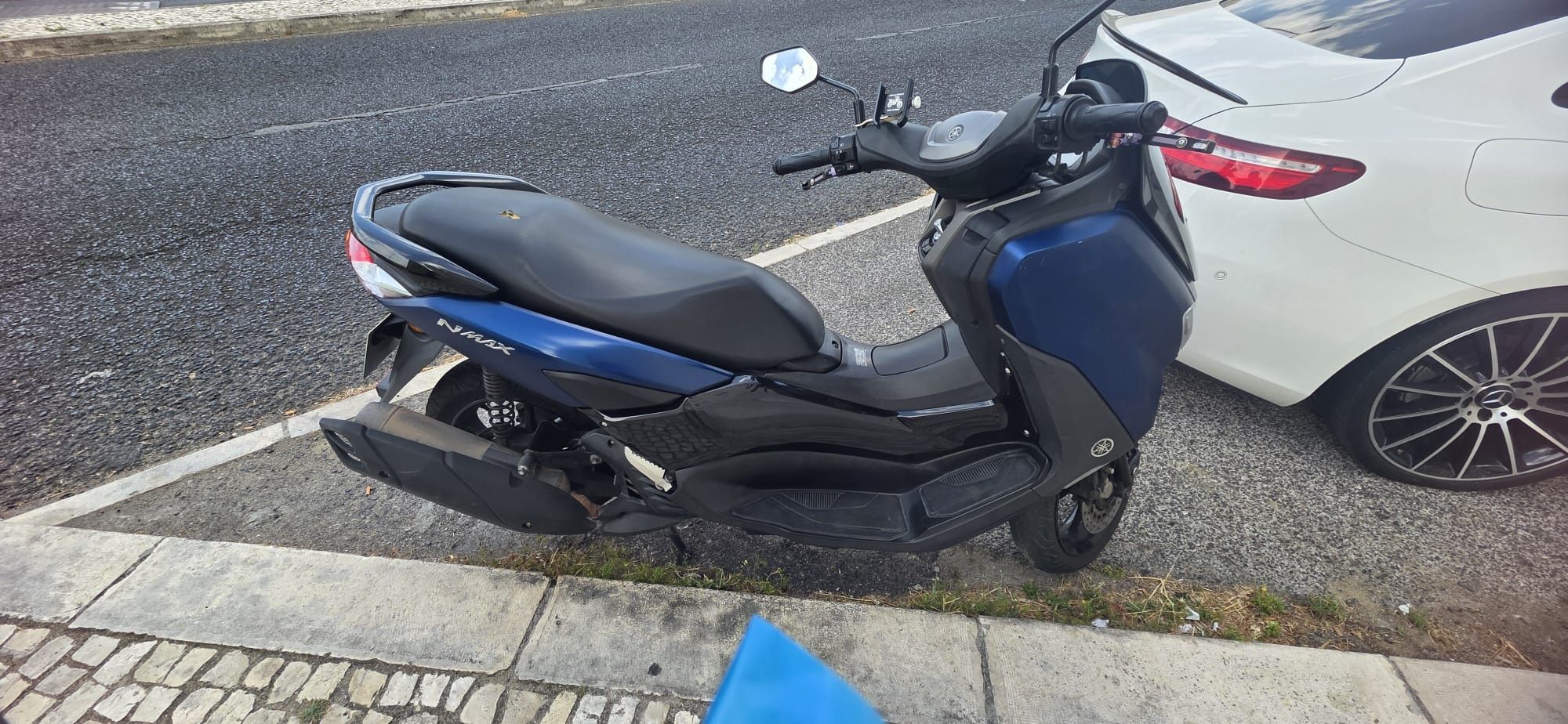 Vendo nmax 2021 impecavel  azul matte