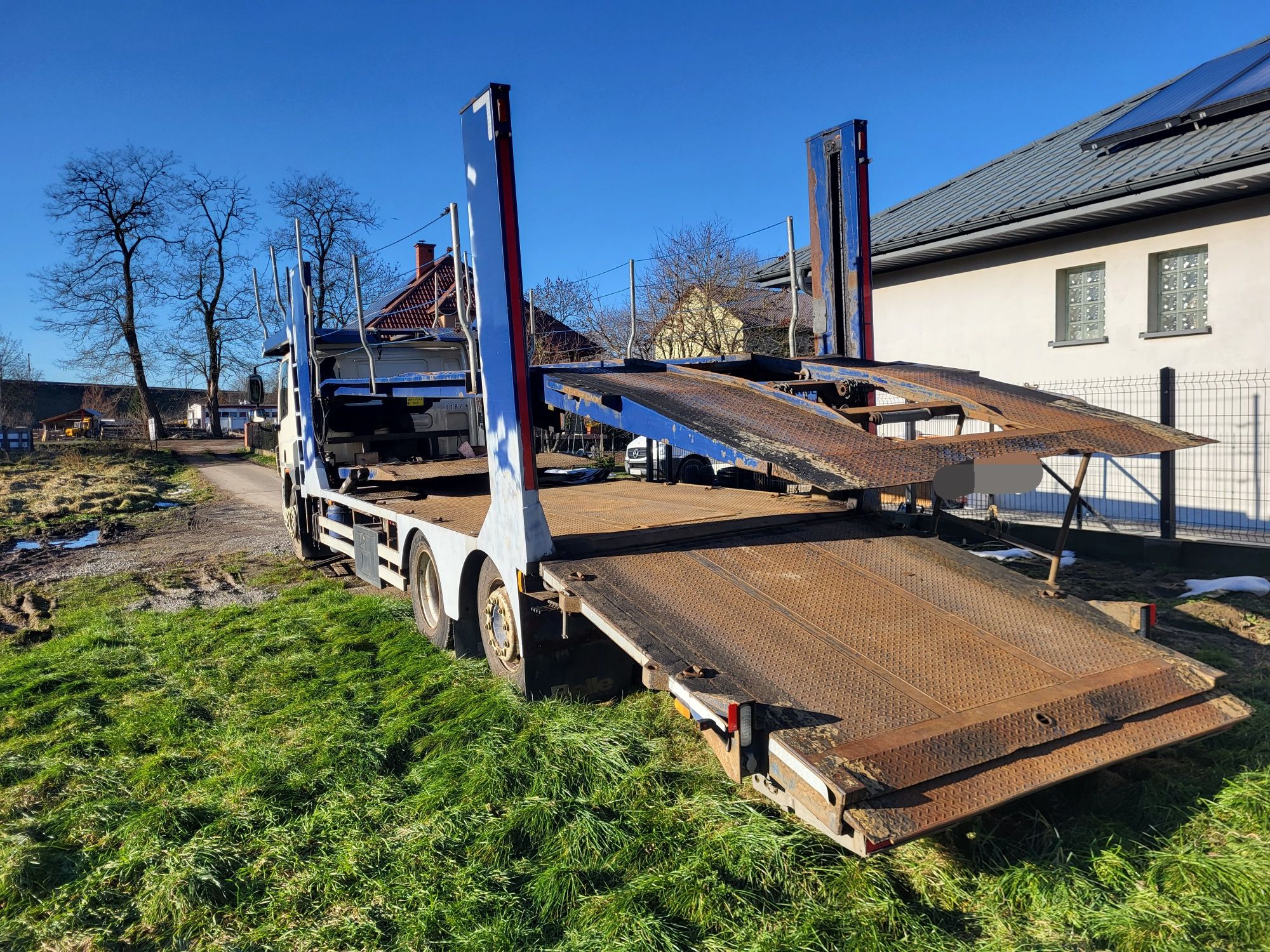 DAF 75-310 Autolaweta autotransporter