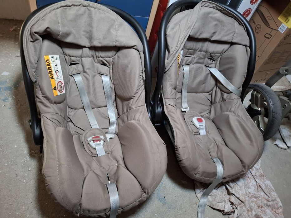 Carrinho gemeos usado