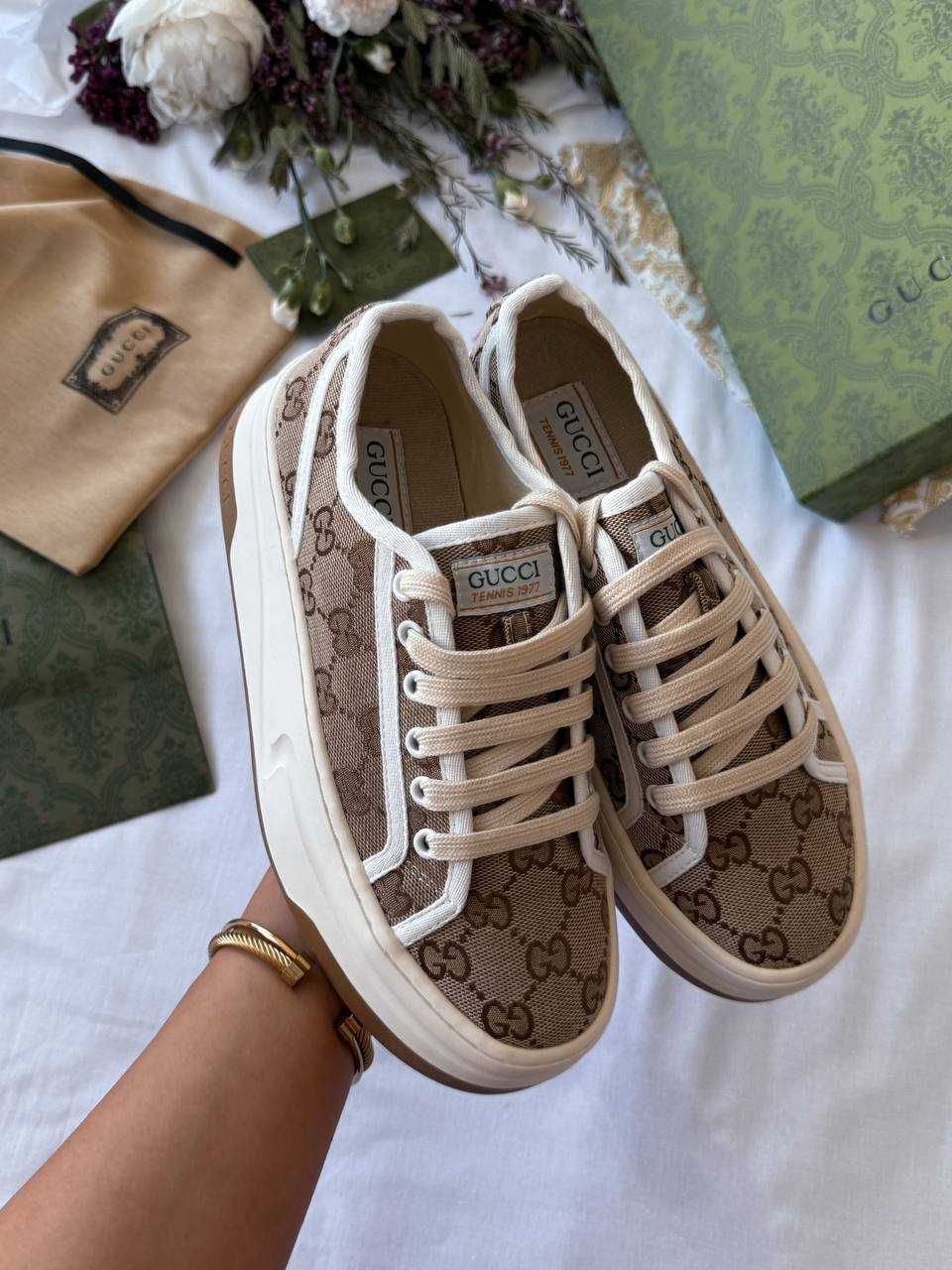 Trampki damskie bezowe Gucci Printed Platform Premium 36-39r