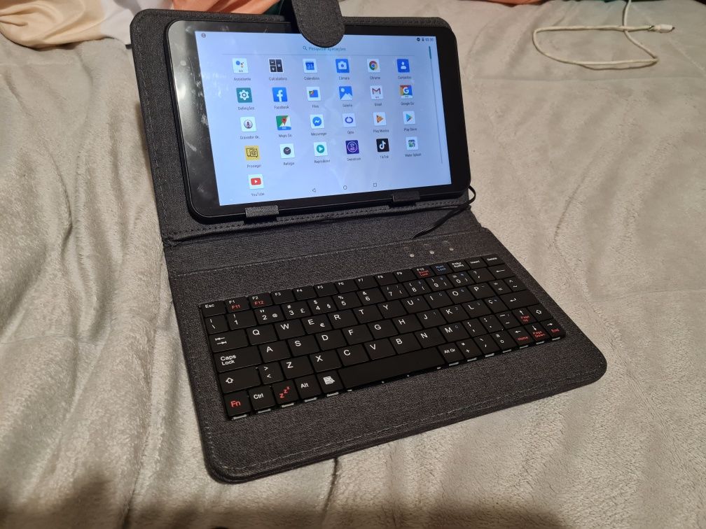 Troco tablet com teclado, por surface ou portátil hibrido , ps3