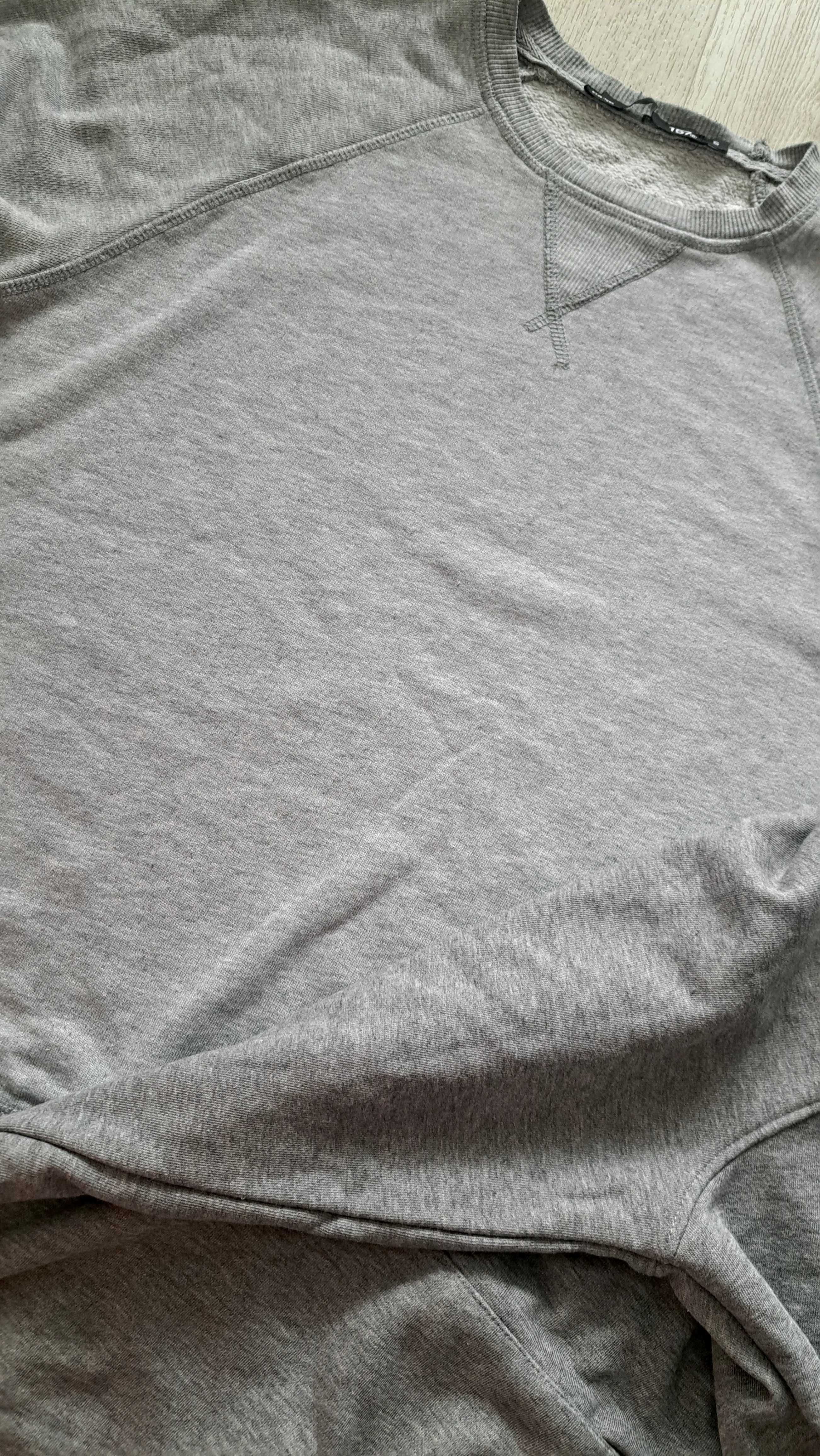 Bluzy  S  szare  chłopięce