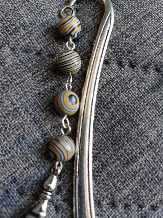 Zakładka do książek metal i kamień "Gambit królowej"