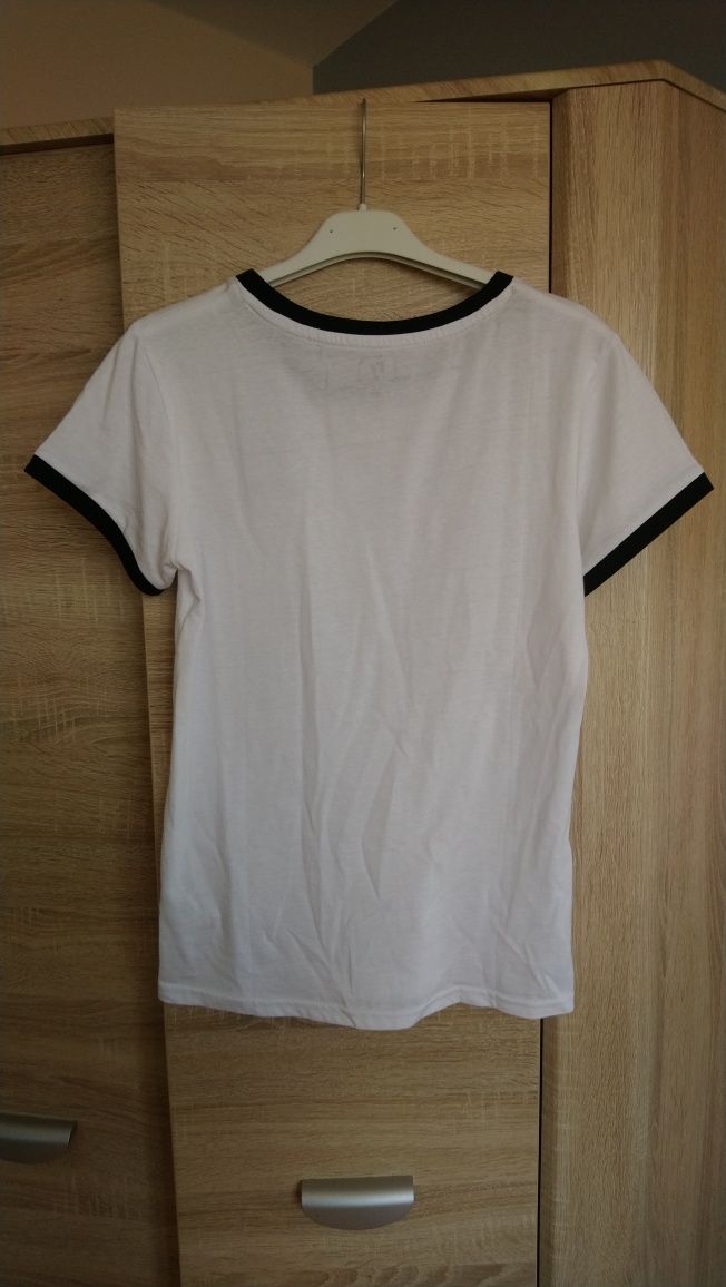 Biały T-shirt dziewczęcy z czarnymi ściągaczami Reporter Young r. 164