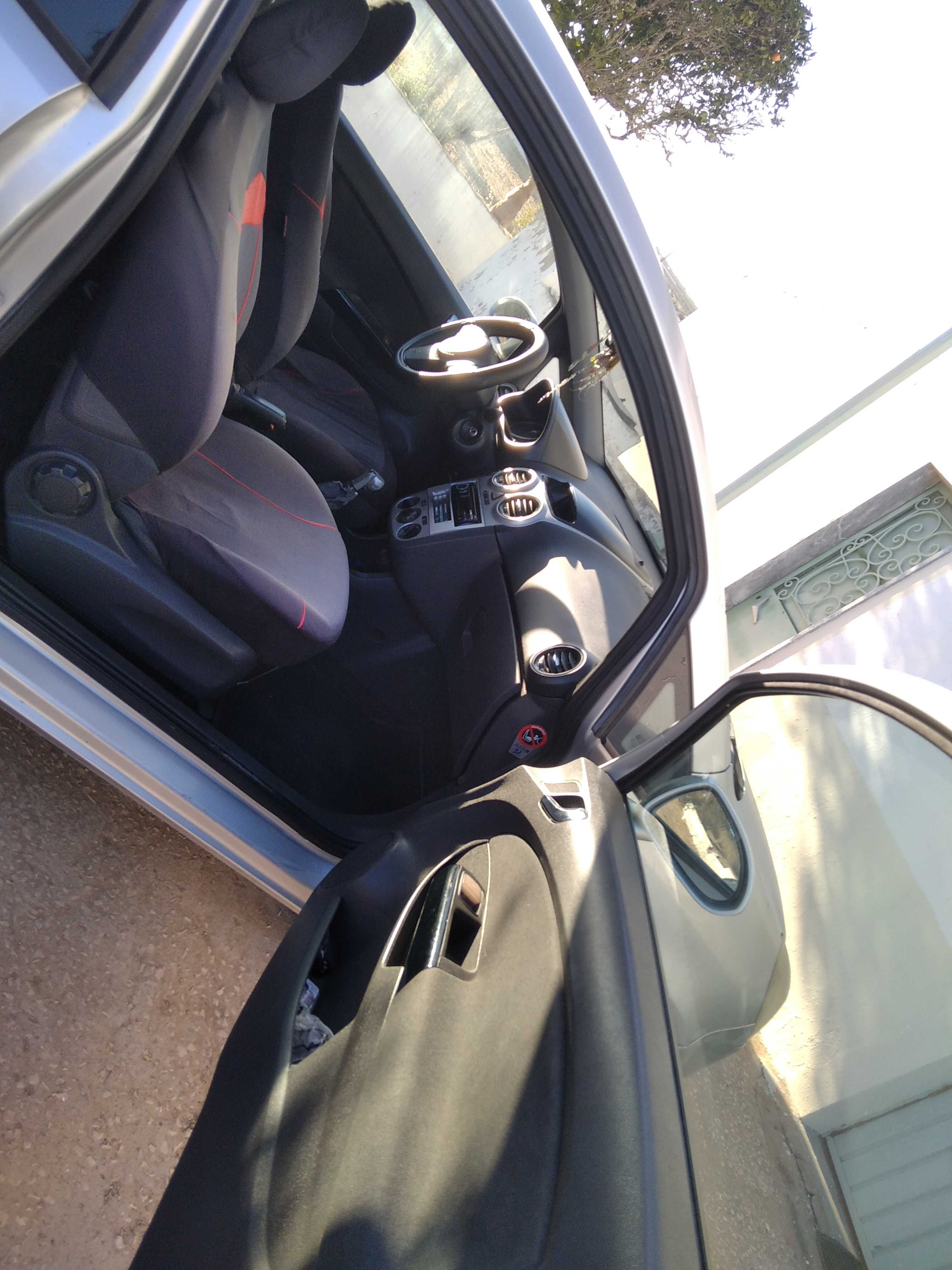 Opel Corsa D 1.2 Gasolina (2008) – Ideal para cidade