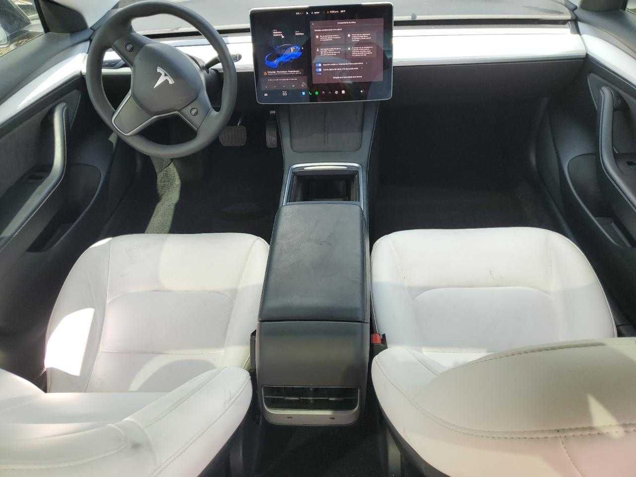 Tesla Model 3, 2021 року • Чорна • Львів