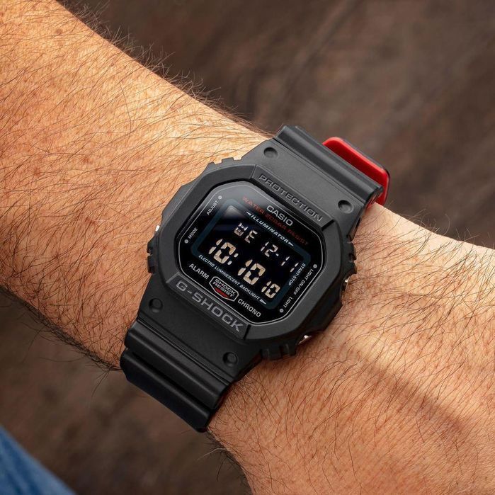 Мужские часы Casio DW-5600HR-1E ! Оригинал! Фирменная гарантия 2 года!