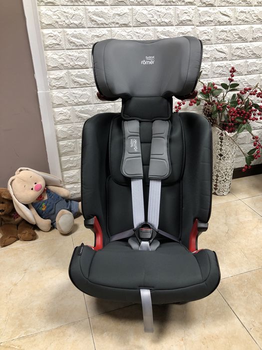 Автокрісло Britax Romer ADVANSAFIX IV R Група 1/2/3 (9-36кг) брітакс