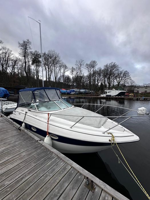 Łódz Motorowa Glastron GS269 plus przyczepa podłodziowa