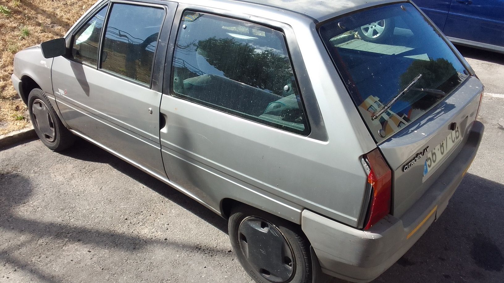 Carro bom estado gasta pouco mecânica boa
