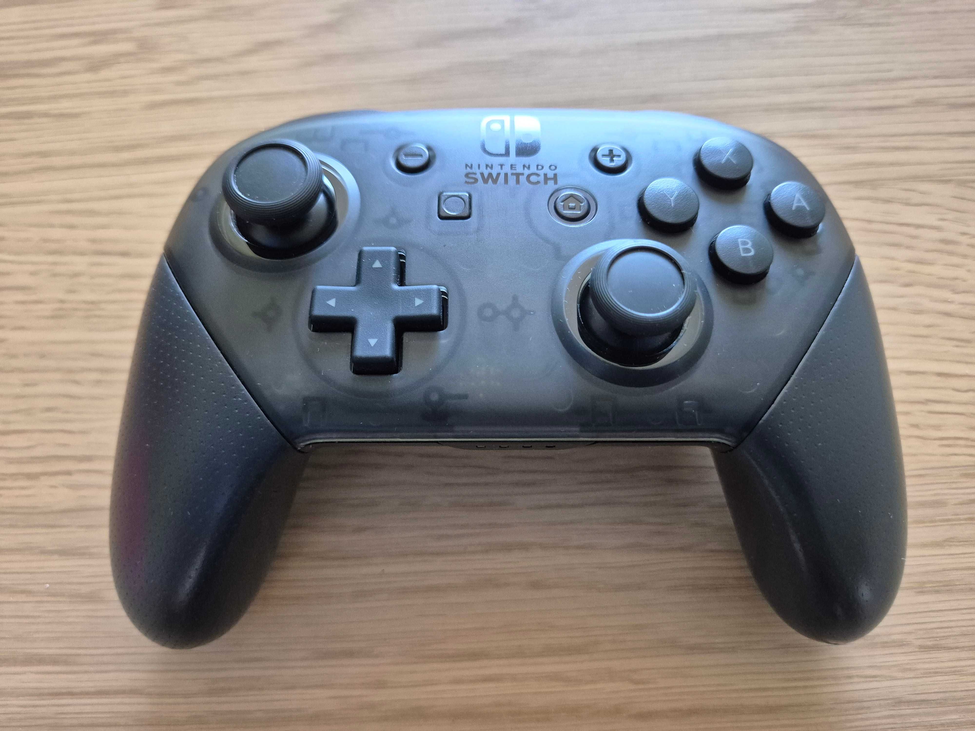 Nintendo switch OLED + kontroler Switch Pro + etui