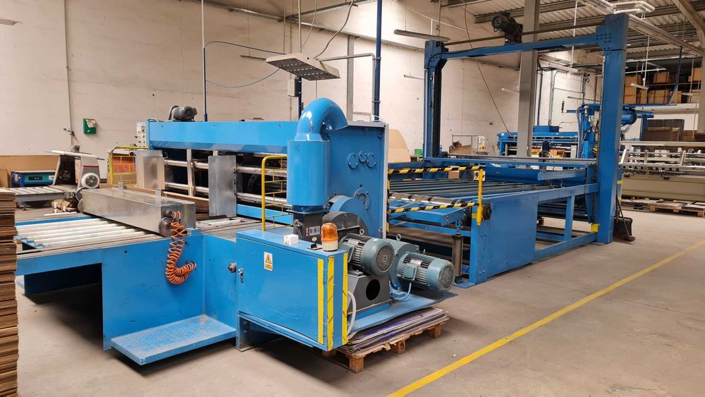 Sloter do opakowań klapowych, 2500x1200 mm, automat