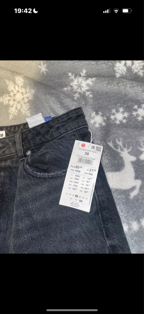 Nieuzywane spodnie MOM Jeans