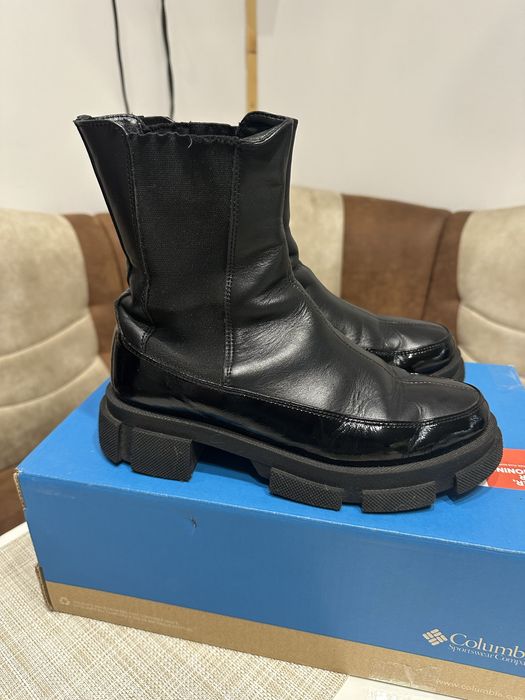 Челсі ботінки черевики шкіряні зимові на масивній підошві 39р 25.5см