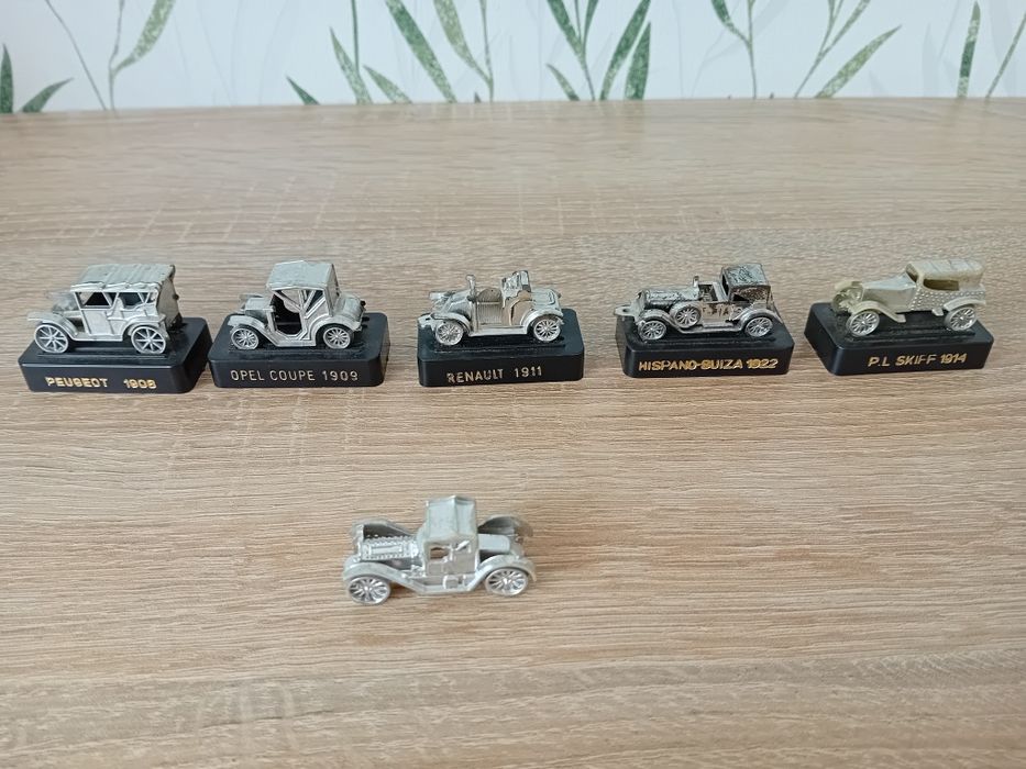 Auto samochodzik retro kioskowiec PRL