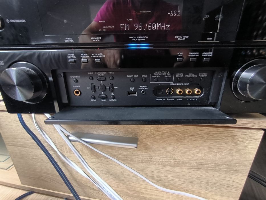 Wzmacniacz Pioneer. VSX-LX60