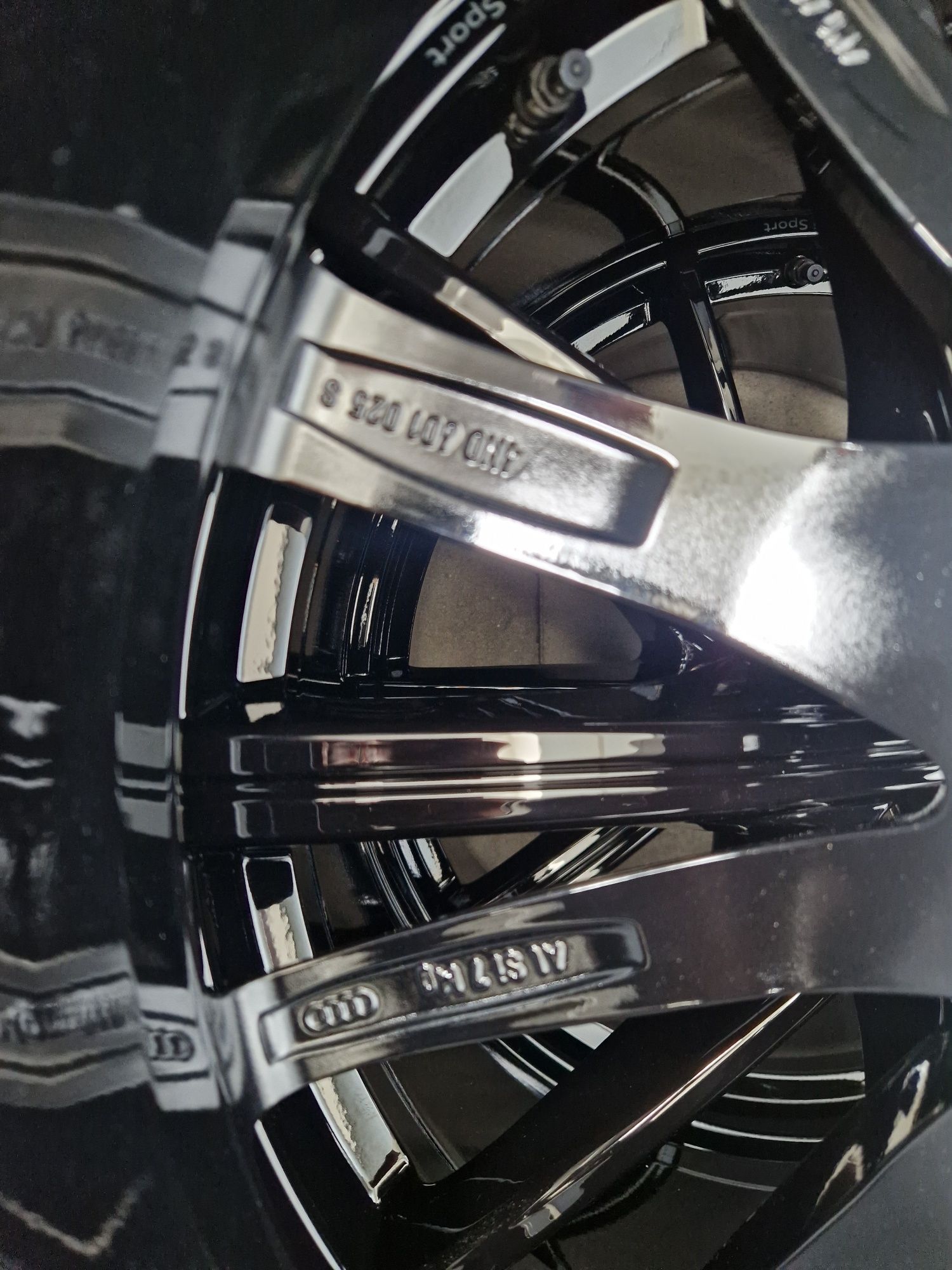 Jaj Nowe koła felgi opony Audi S8 A8 4N 21