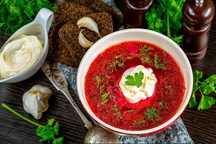 Комплексные обеды 130 грн, очень вкусные. Обеды в офис.