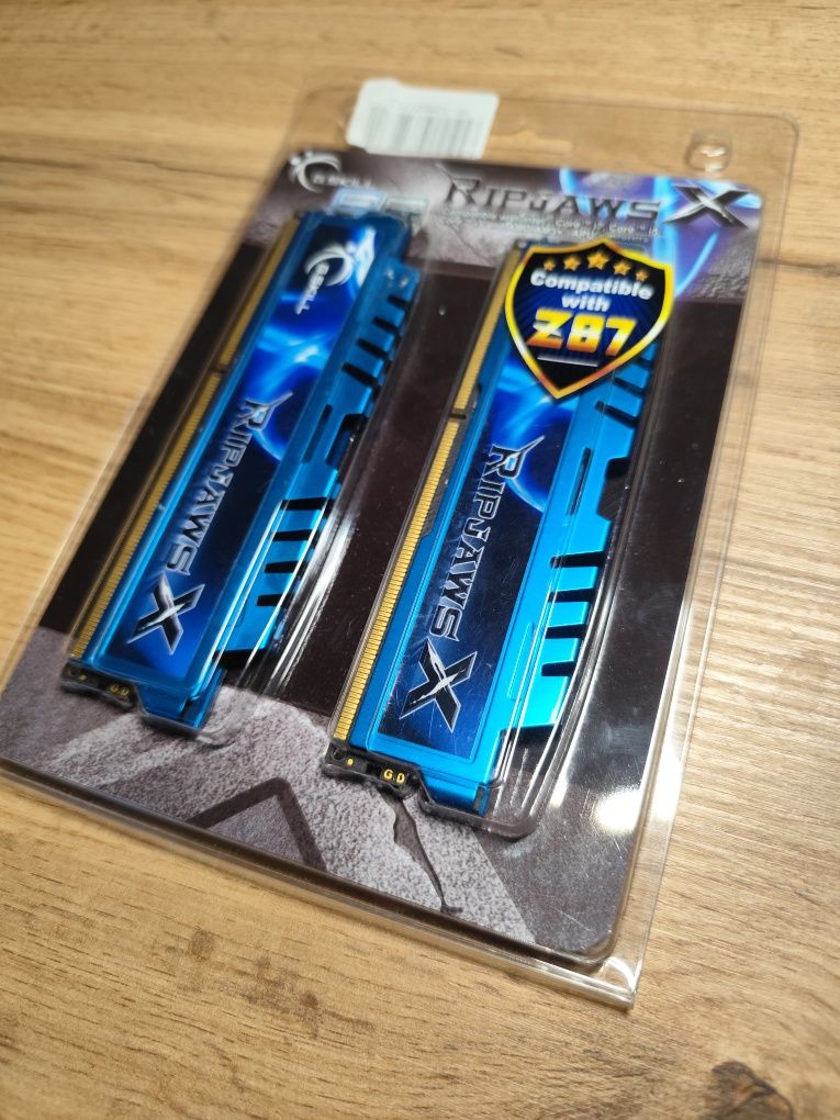 Оперативна пам'ять G-skill 2x4 ddr3