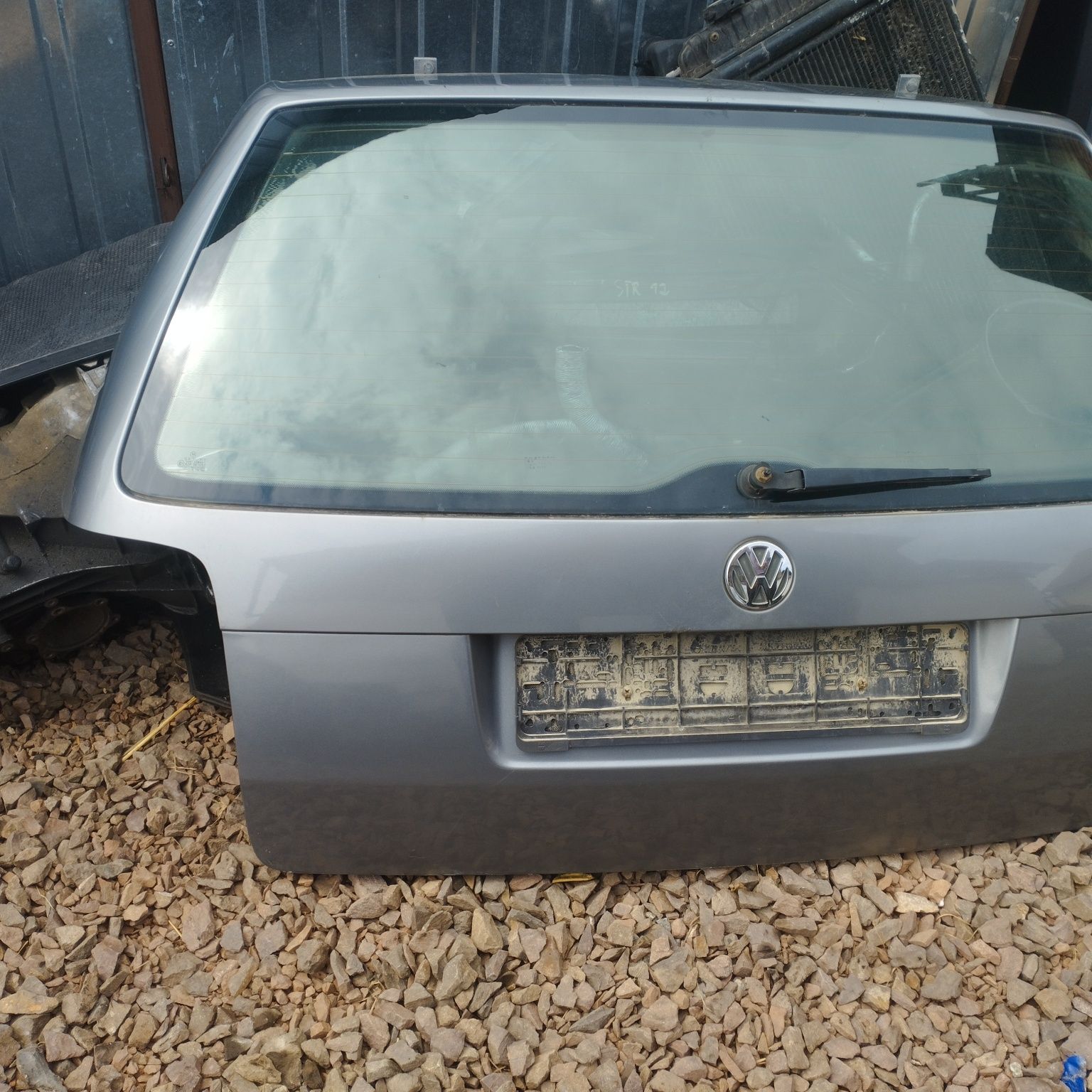 Volkswagen Passat B5 fl kombi klapa tył ld7w
