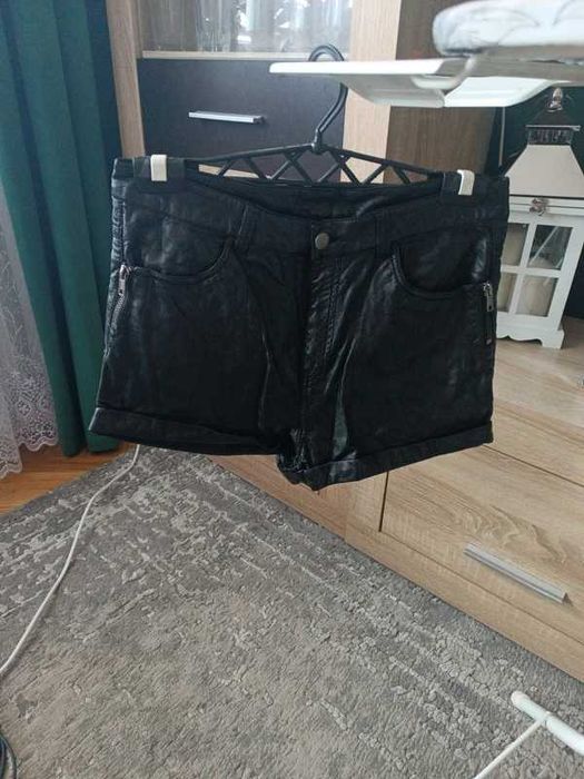 Skórzane spodenki H&M