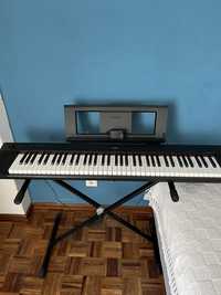 Piano Yamaha NP-32