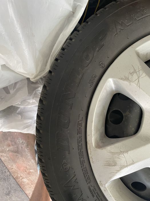Резина Dunlop Winter Sport 5 195/65/R15