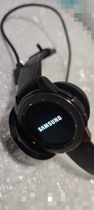 Sprzedam Samsung   Galaxy Watch (832B)  SM-R810 NFC oryginalny.